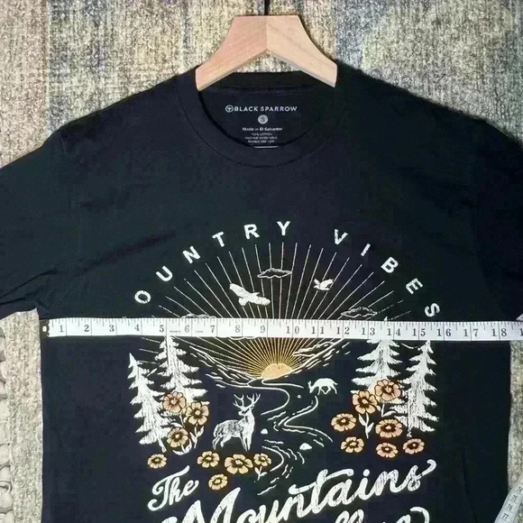 Black Sparrow | “Country Vibes - The Mountains are Calling” Graphic Tee | Size S - Picture 9 of 10